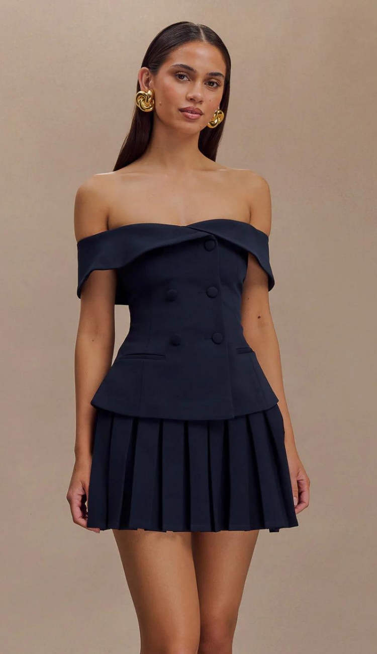 Conjunto de traje rojo sin tirantes Eloise